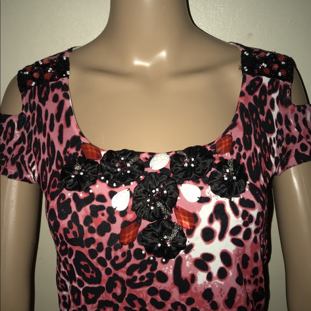 Leopard pink and black too with detailed design - Picture 2 of 7